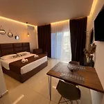 Apartments Sadiku With Swimming Pool & Jacuzzi *
