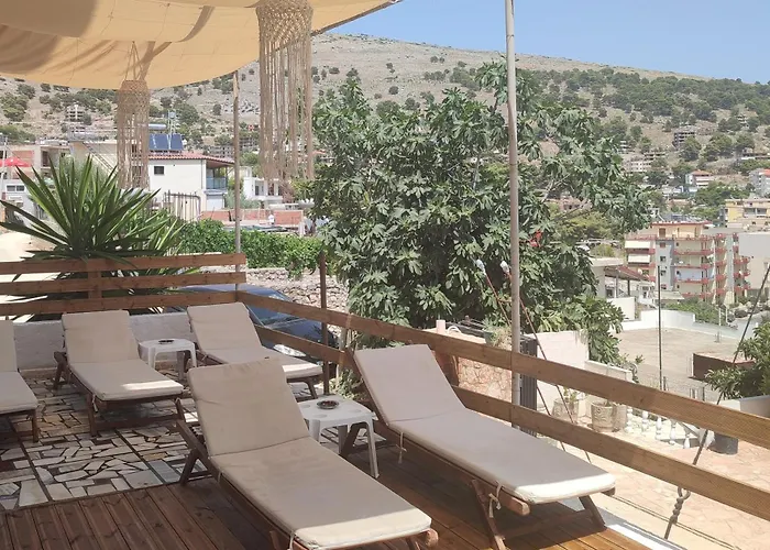 公寓 Sadiku With Sea View *