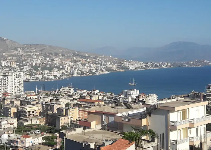 Sadiku With Sea View 公寓 Sarandë