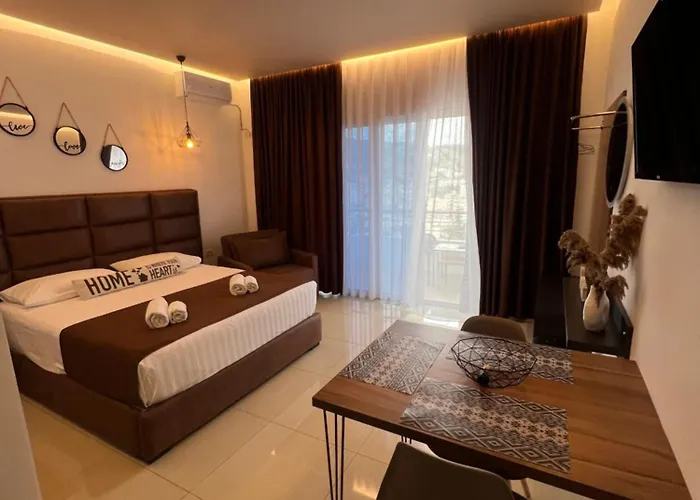 Apartments Sadiku With Swimming Pool & Jacuzzi *